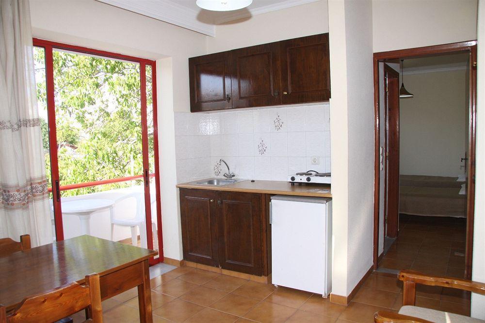 Stam & John Apartments Cos Exterior foto